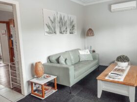 Paula's Guest House - Lounge room