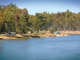 Camping on the Murray