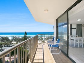 7D The Imperial - Surfers Paradise - Balcony