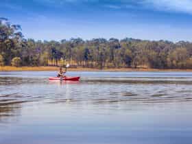 Lake_Kurwongbah_Kayak_paddle_craft_visit_moreton_bay_region
