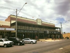Hotel Australia Miles
