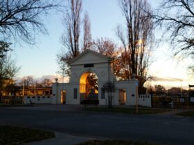 Mansfield Memorial Gates