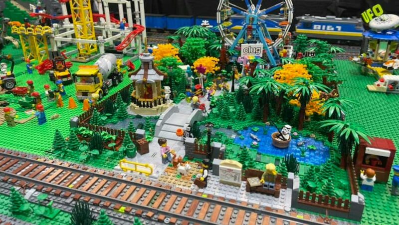 Fantastic LEGO scenery