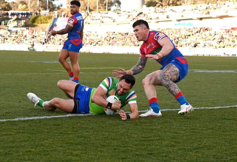 Jordan Rapana scores a try against the Knights