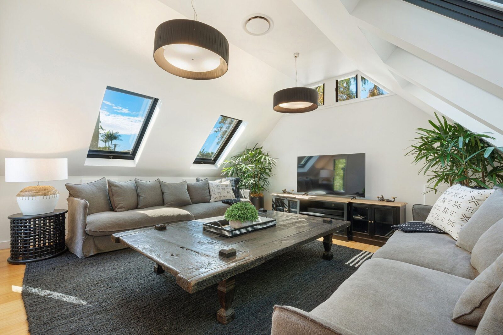 A Top Spot - Byron Bay - Living Room