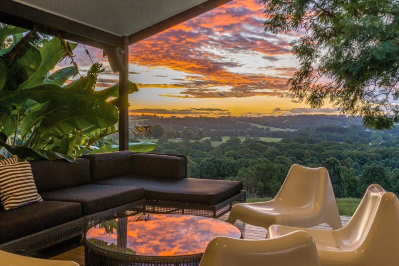Aria - Byron Bay - Outdoor Seating Area Sunset Views