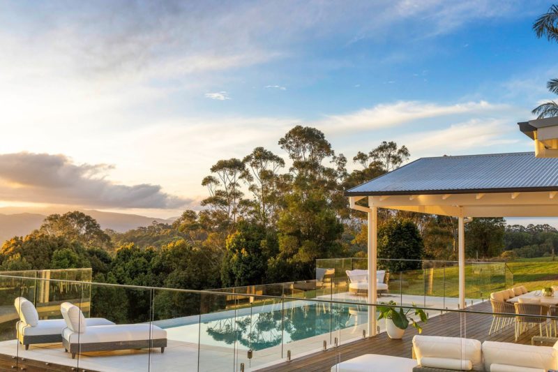 Miren Estate - Byron Bay - Infinity Pool at Sunset