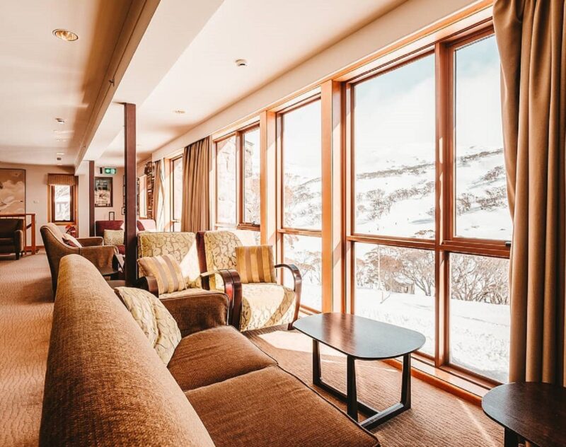 Boonoona Ski Lodge lounge