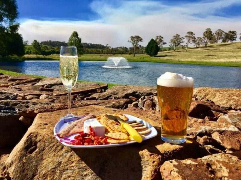 Enjoy afternoon drinks and nibbles by the dam.