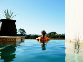 Gaia Retreat & Spa, Komala Villa infinity pool