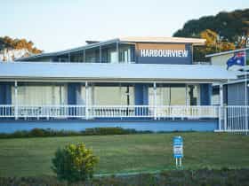 Harbour View Serviced Apartments: 11 Self Contained Apartments with Secure Off-Street Parking
