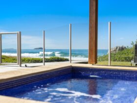 Beachfront private spa