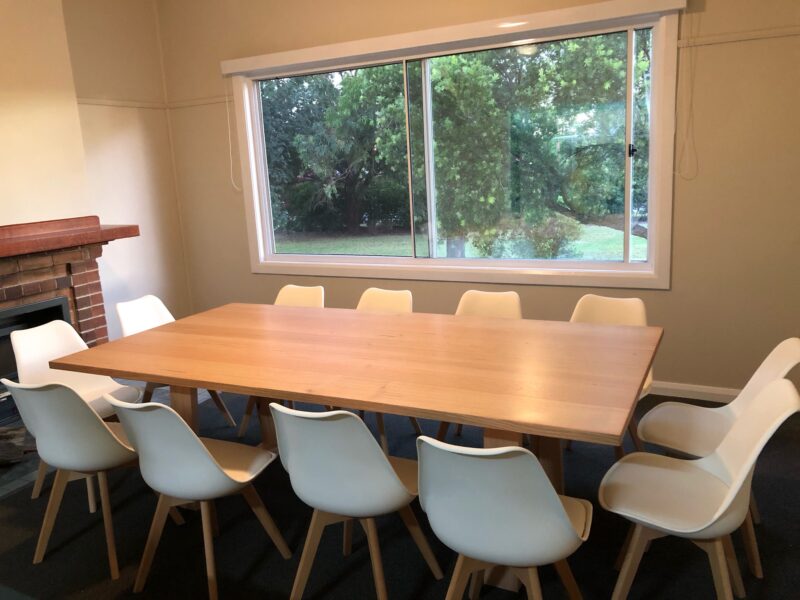 large dining room up to 15 people