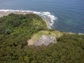 Aerial view of Crackneck Point lookout. Photo: John Spencer © DPE