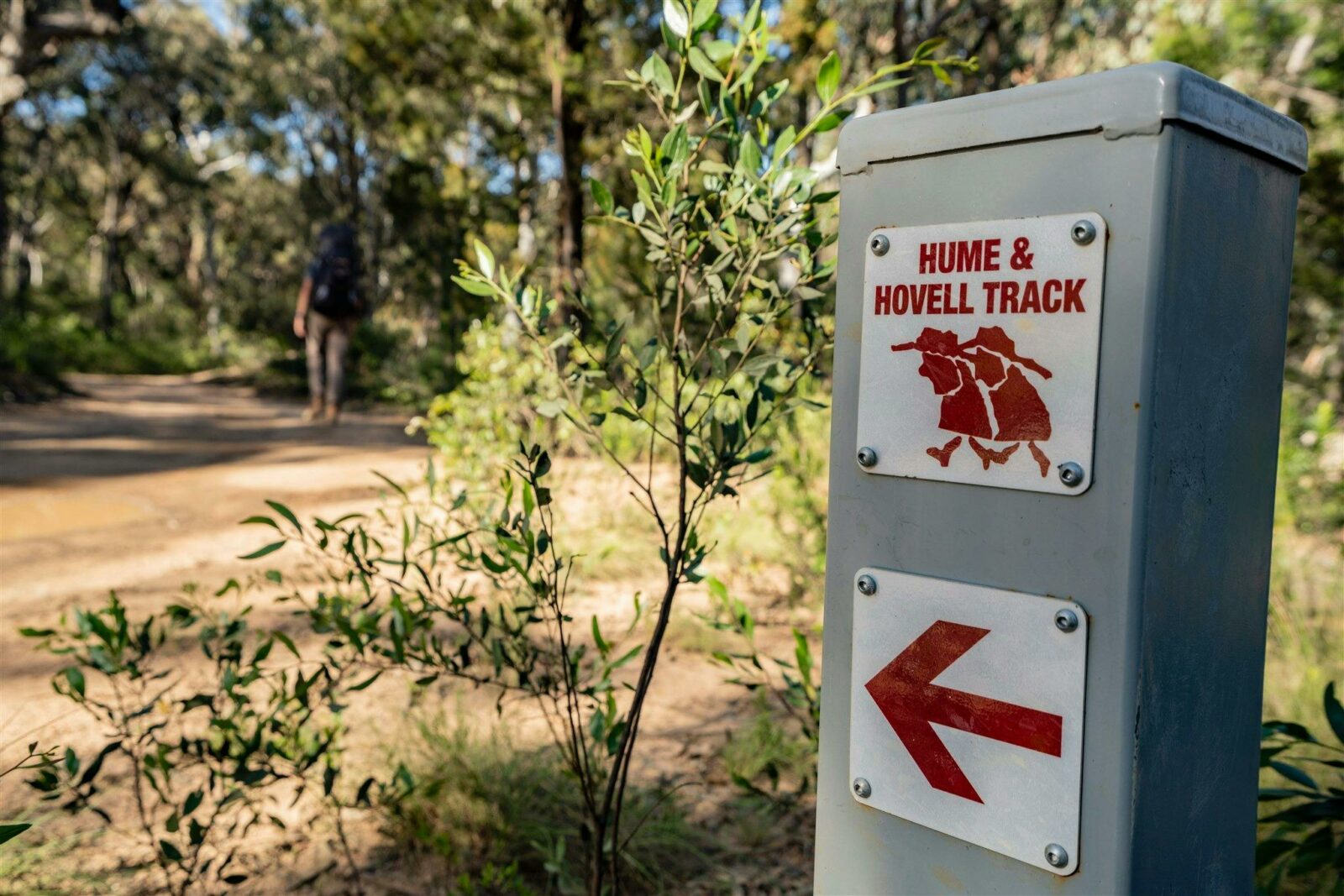 Hume and Hovell Track Marker