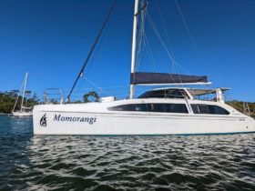 Luxury Catamaran Momorangi