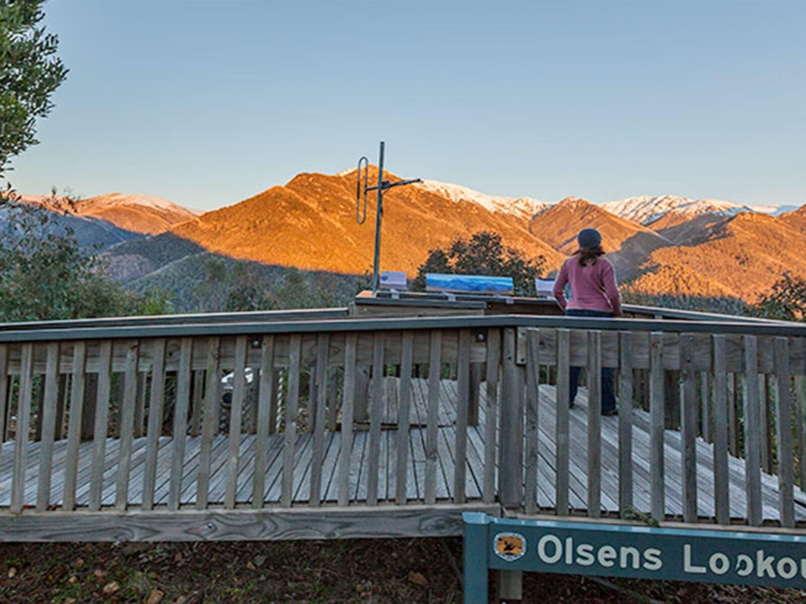 Olsens lookout, Kosciuszko National Park. Photo: Murray Vanderveer © OEH