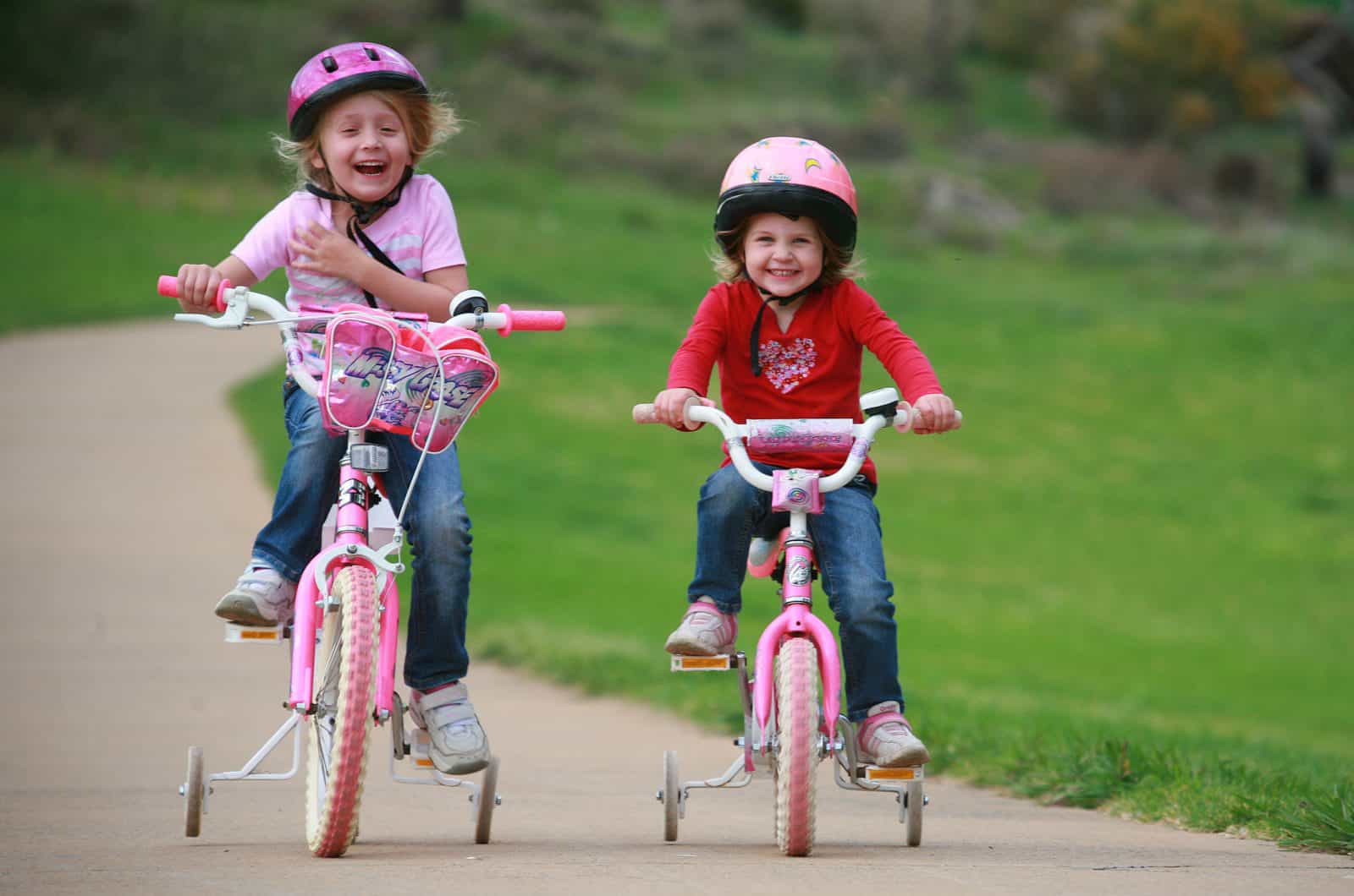Kids on bikes
