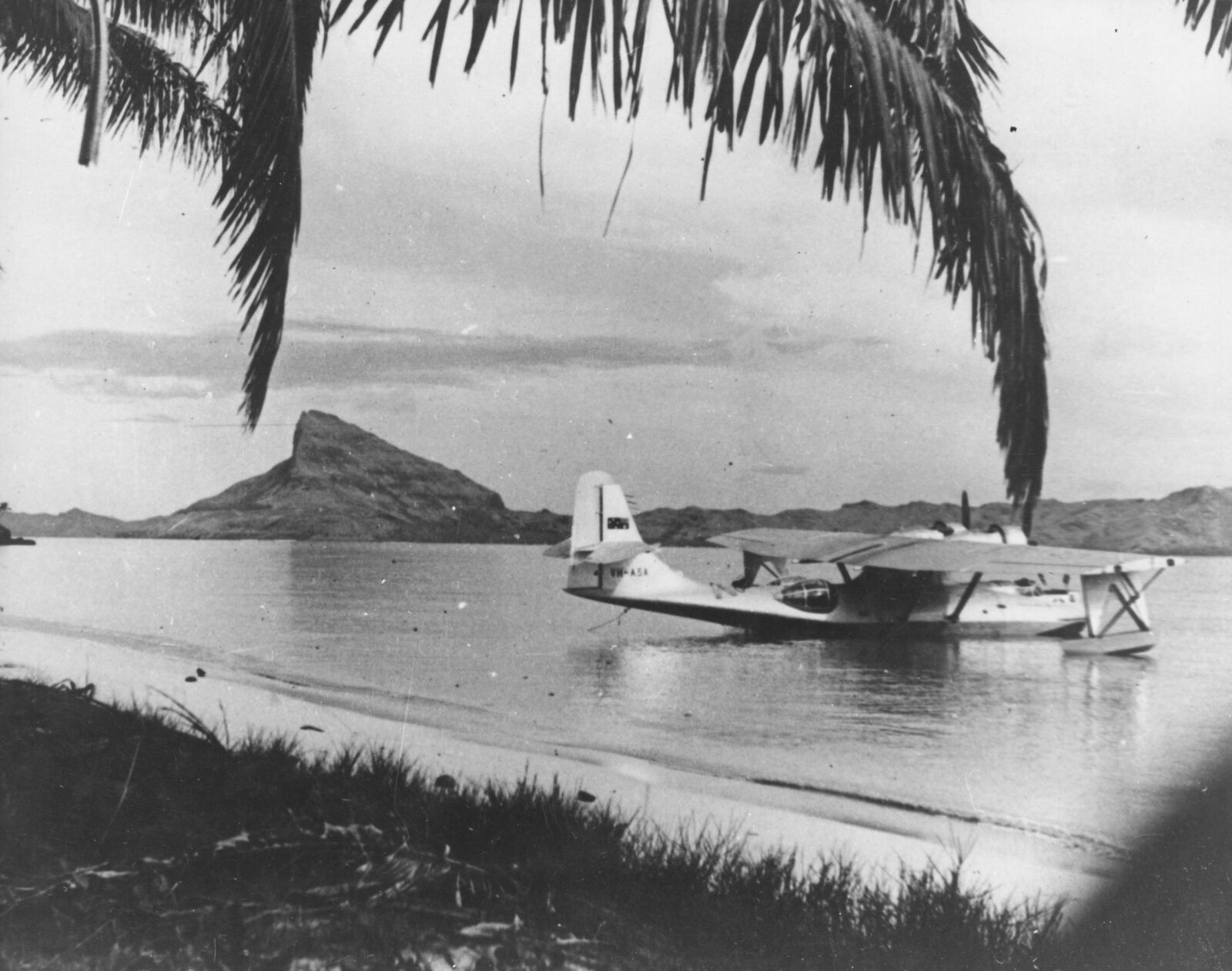 Black and white image of the Catalina Frigate II on the lagoon at Mangareva