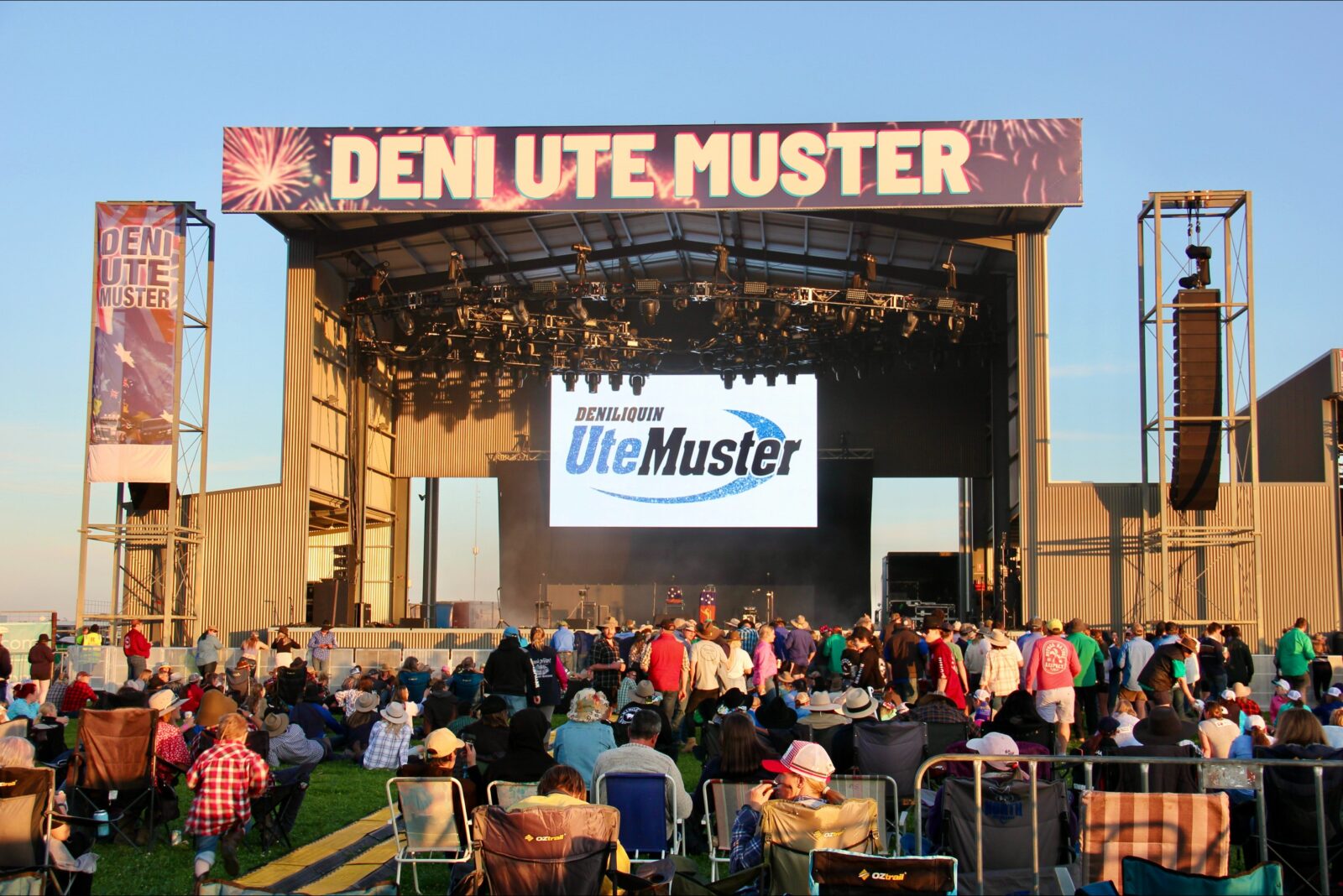 Deni Ute Muster Stage