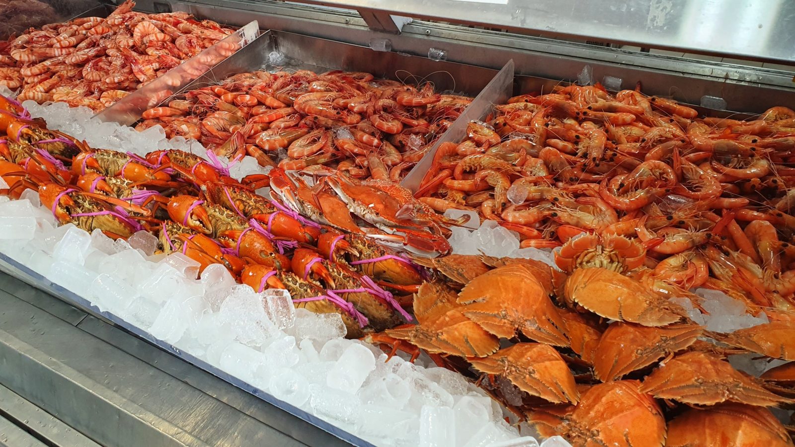 Seafood - Prawns Bugs & Crabs