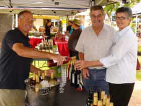Faulls Ridge wine tasting at Gloucester Farmers Market
