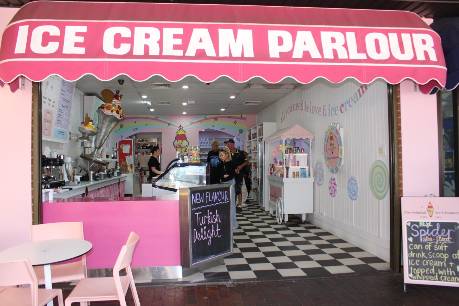 The Original Ice Creamery Kiama Shop Front