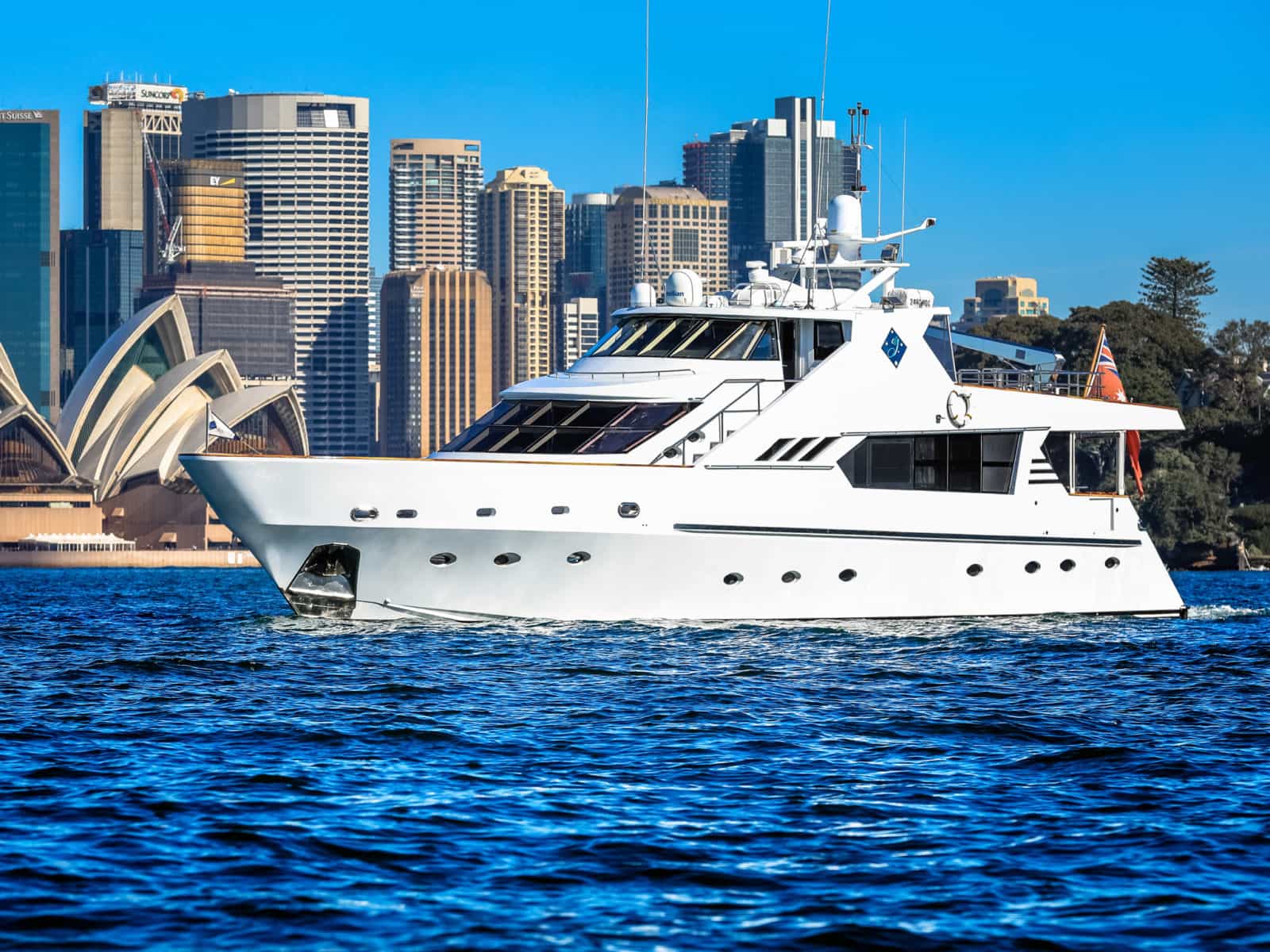 Luxury boat Sydney Harbour