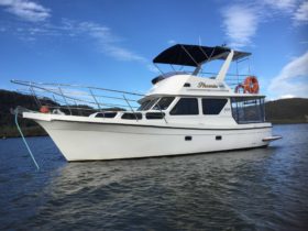 Flybridge cruiser you can hire from Hawkesbury River Charter