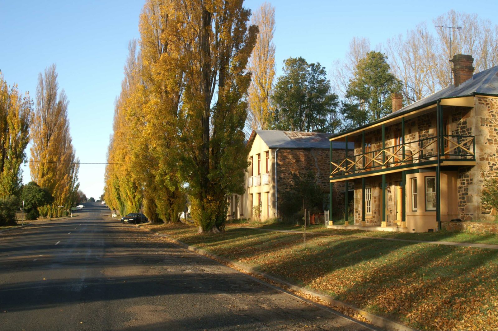 Taralga stone house and road
