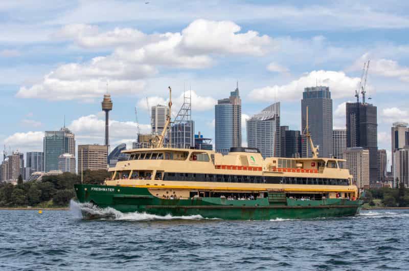 Summer in Sydney, Manly Ferry sailing on Sydney Harbour