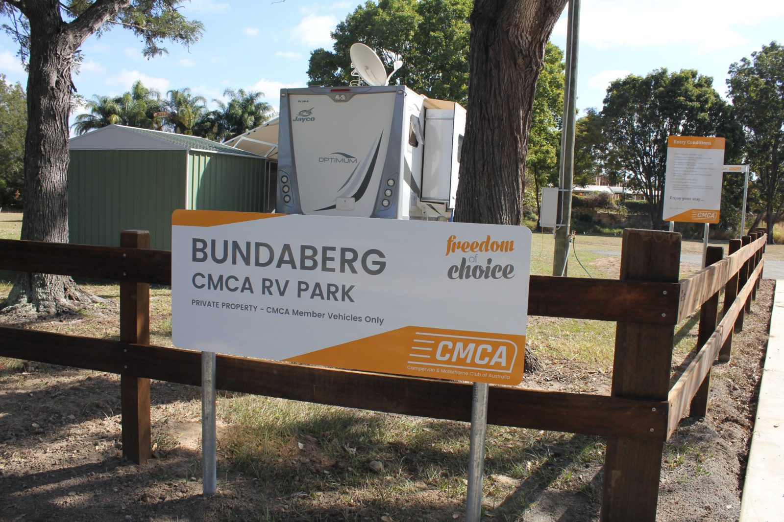 Entrance sign to Bundaberg RV Park