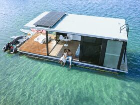 Use as first main image - exterior image oasis noosa - luxury floating eco villa