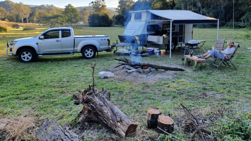 Spacious campsites. Maintained open space next to beautiful rainforest and running water.