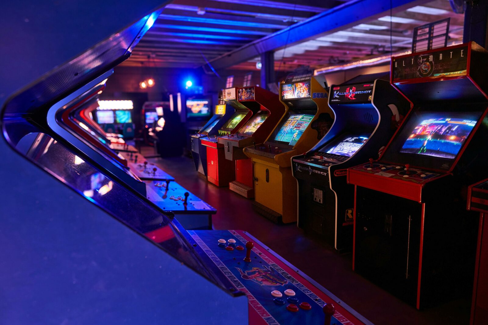 1UP Arcade Brisbane - Over 200 Arcade Games