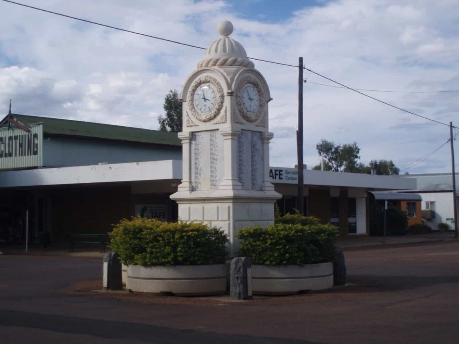 Barcaldine War Memorial Clock
