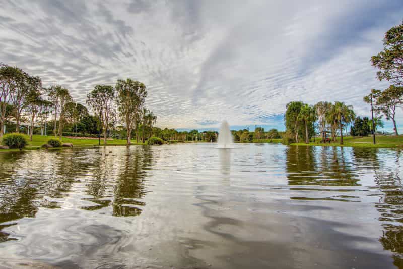 Centenary_Lakes_Overcast_Ripples_on_lake_Visit_Moreton_Bay_Region