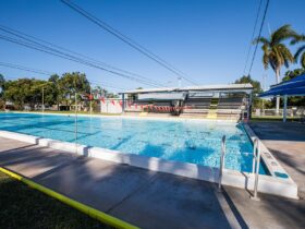 Home Hill Swimming Pool