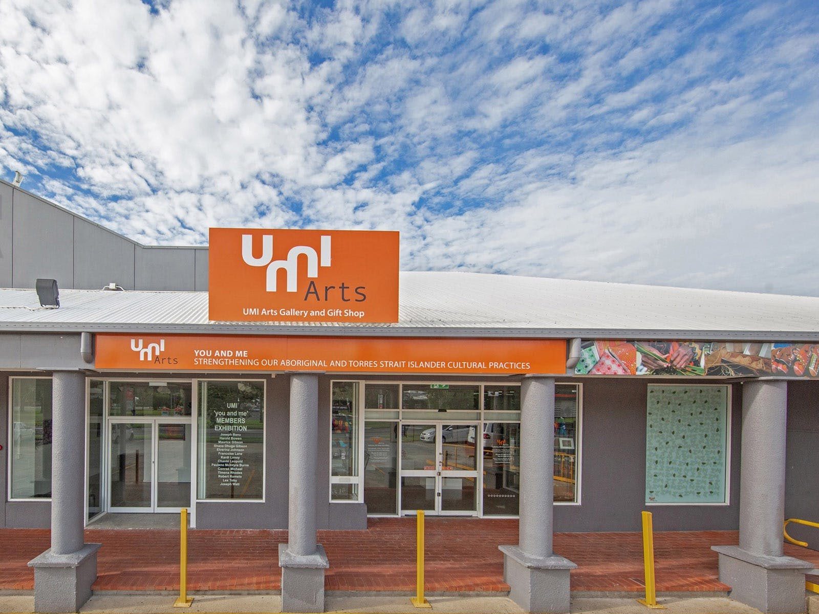Front view of UMI Arts gallery Cairns