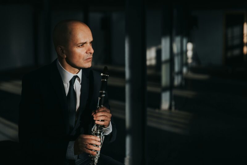 Maximiliano Martin is principal clarinet with the Scottish Chamber Orchestra