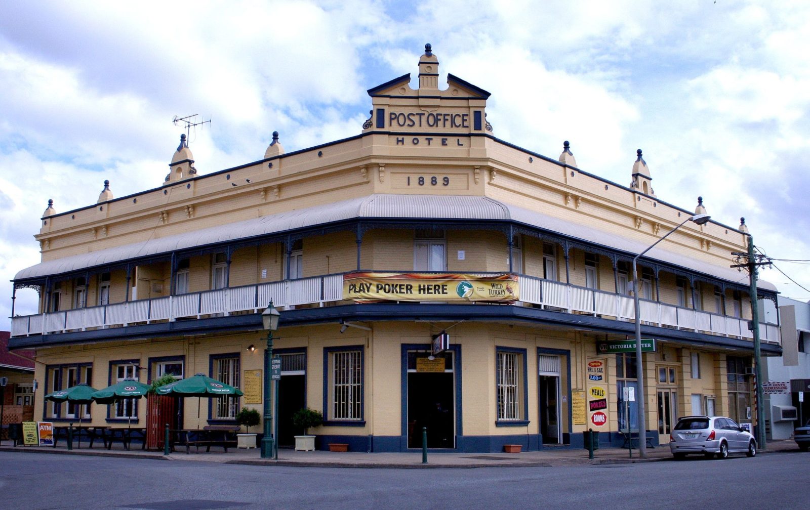 photo of the Post Office Hotel external facade