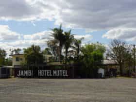 Jambin Hotel Motel