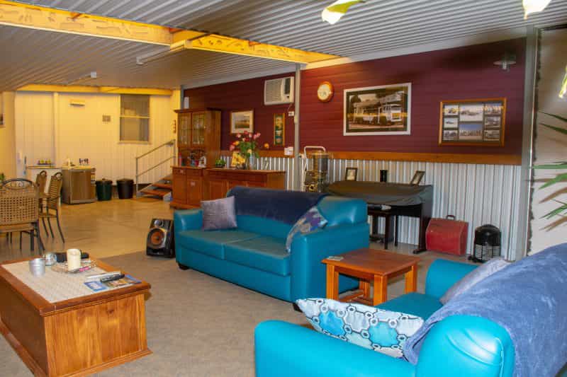Accommodation in Kimba - Chrissies Dongara Living Room