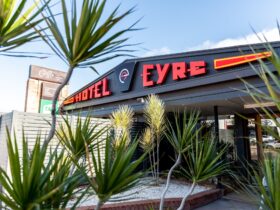 Hotel Eyre Facade