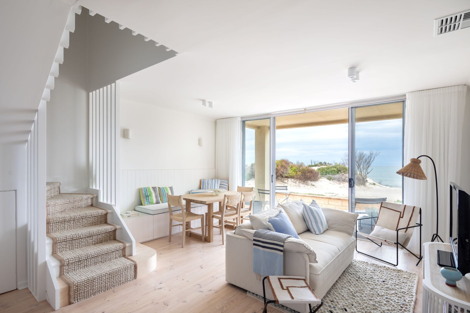 airbnb adelaide beachfront accommodation