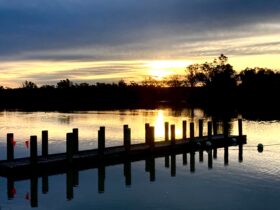 Beautiful River Murray Sunset
