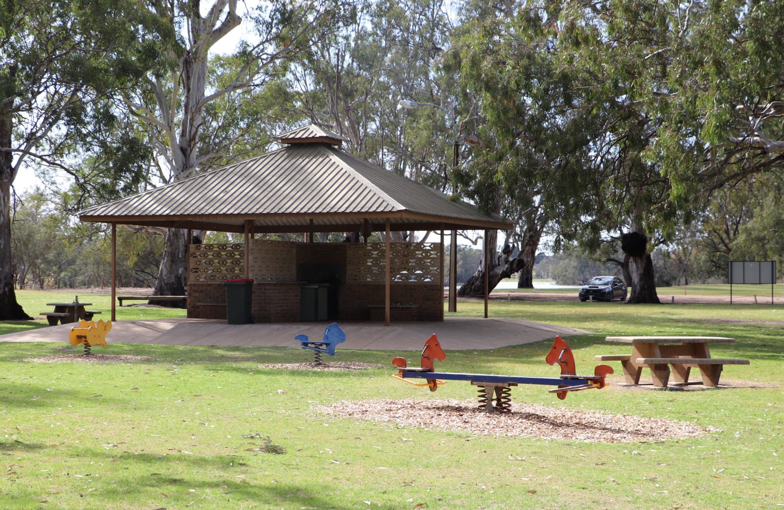 There are barbecue facilities and a shelter, plus a playground.