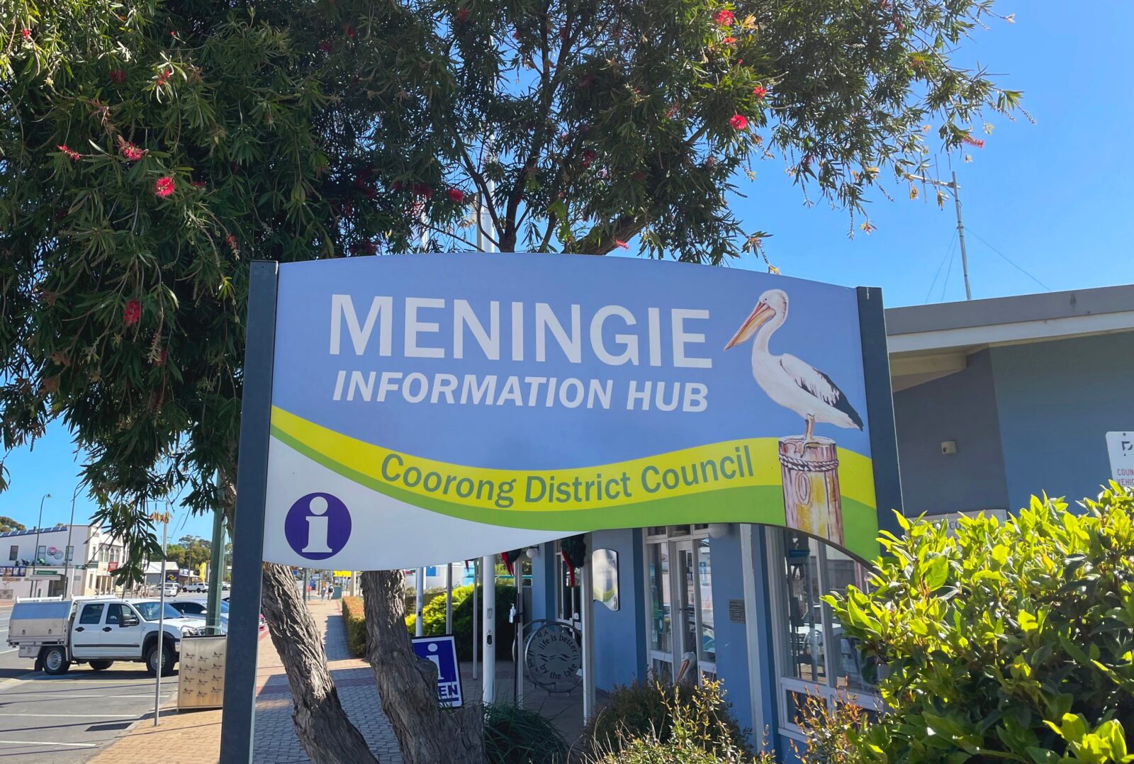 Meningie Information Hub Sign