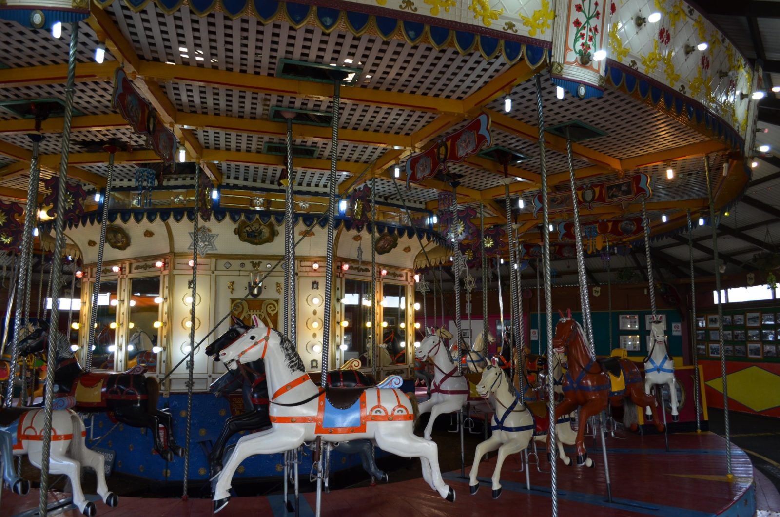 Semaphore Carousel
