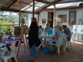 Holiday Art lessons, art class, Paint and Sip, Painting class, visit fleurieu peninsula,